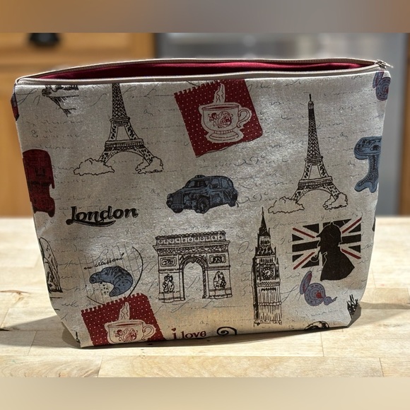 Handmade London cotton zippered bag one of a kind - Picture 1 of 7